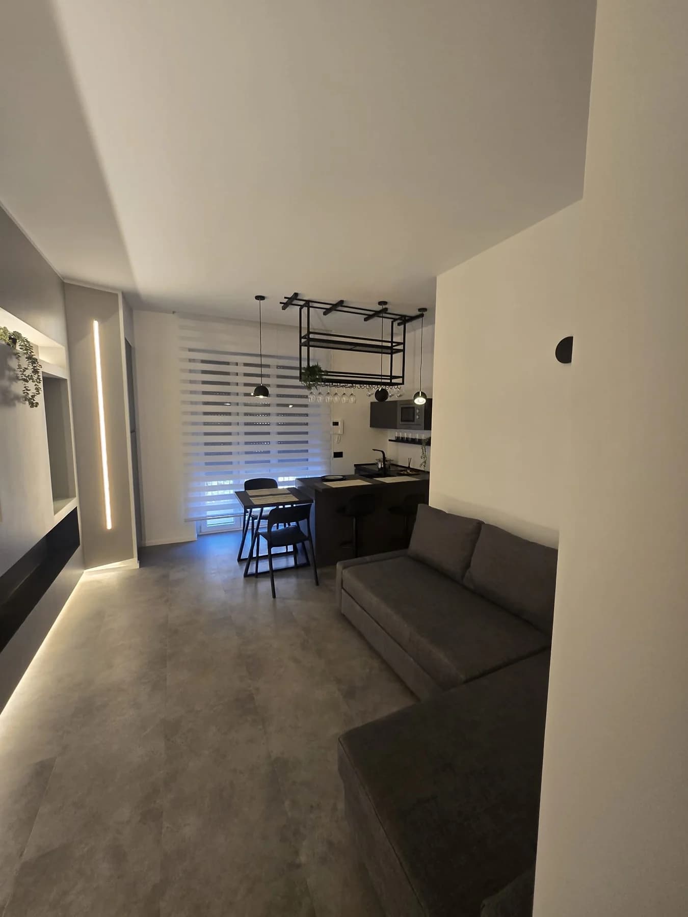 PRESTIGIOSO MODERNO BILOCALE ARREDATO CORSO TRIESTE - foto 11