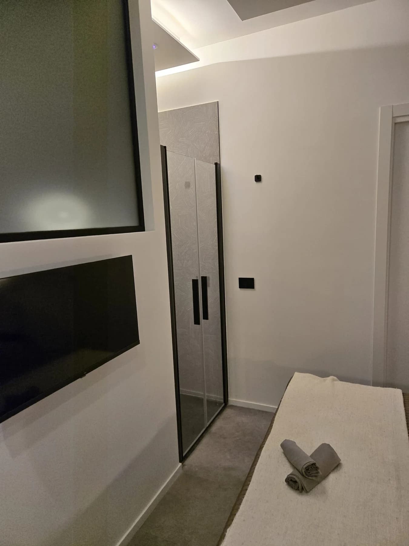 PRESTIGIOSO MODERNO BILOCALE ARREDATO CORSO TRIESTE - foto 16