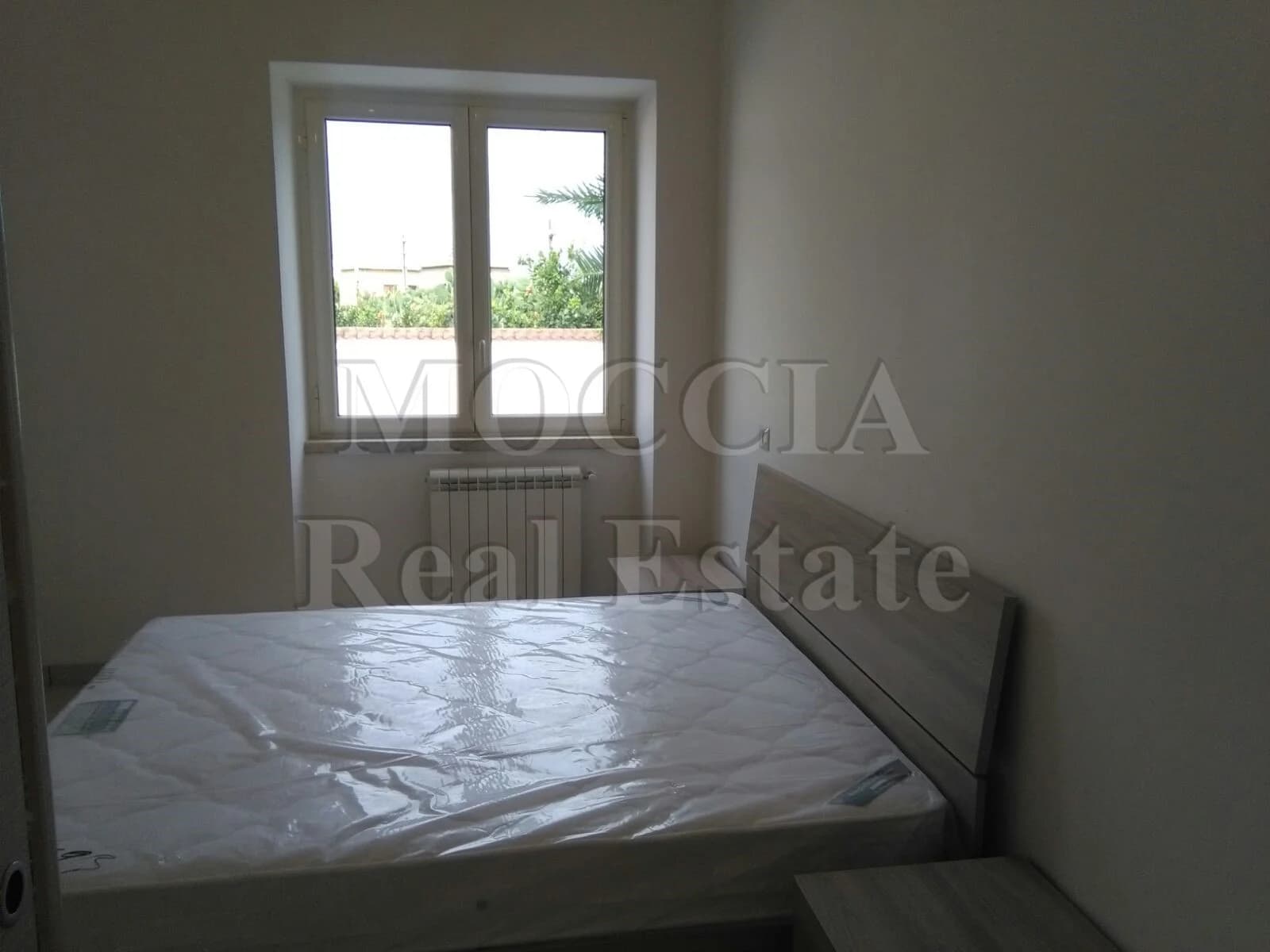 BILOCALE ARREDATO MODERNO IN RESIDENCE ZONA REGGIA - foto 27