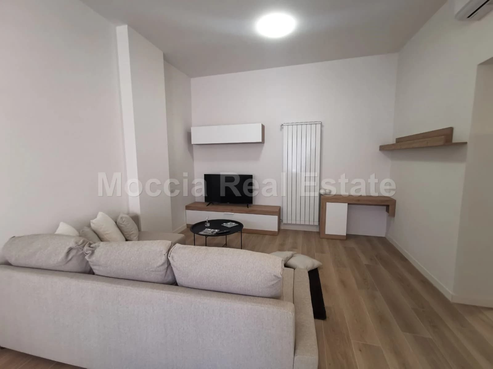 Ampio Moderno Bilocale Arredato in centro Via Ricciardi - foto 41
