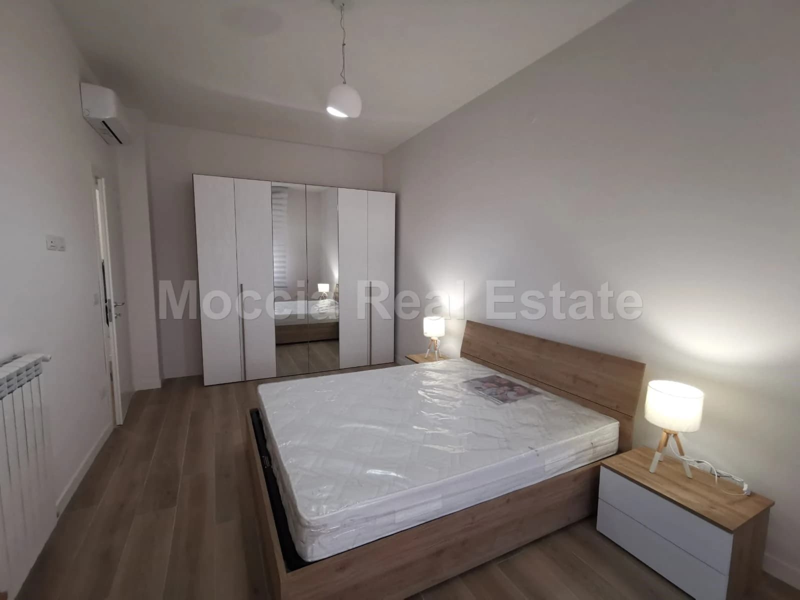 Ampio Moderno Bilocale Arredato in centro Via Ricciardi - foto 47