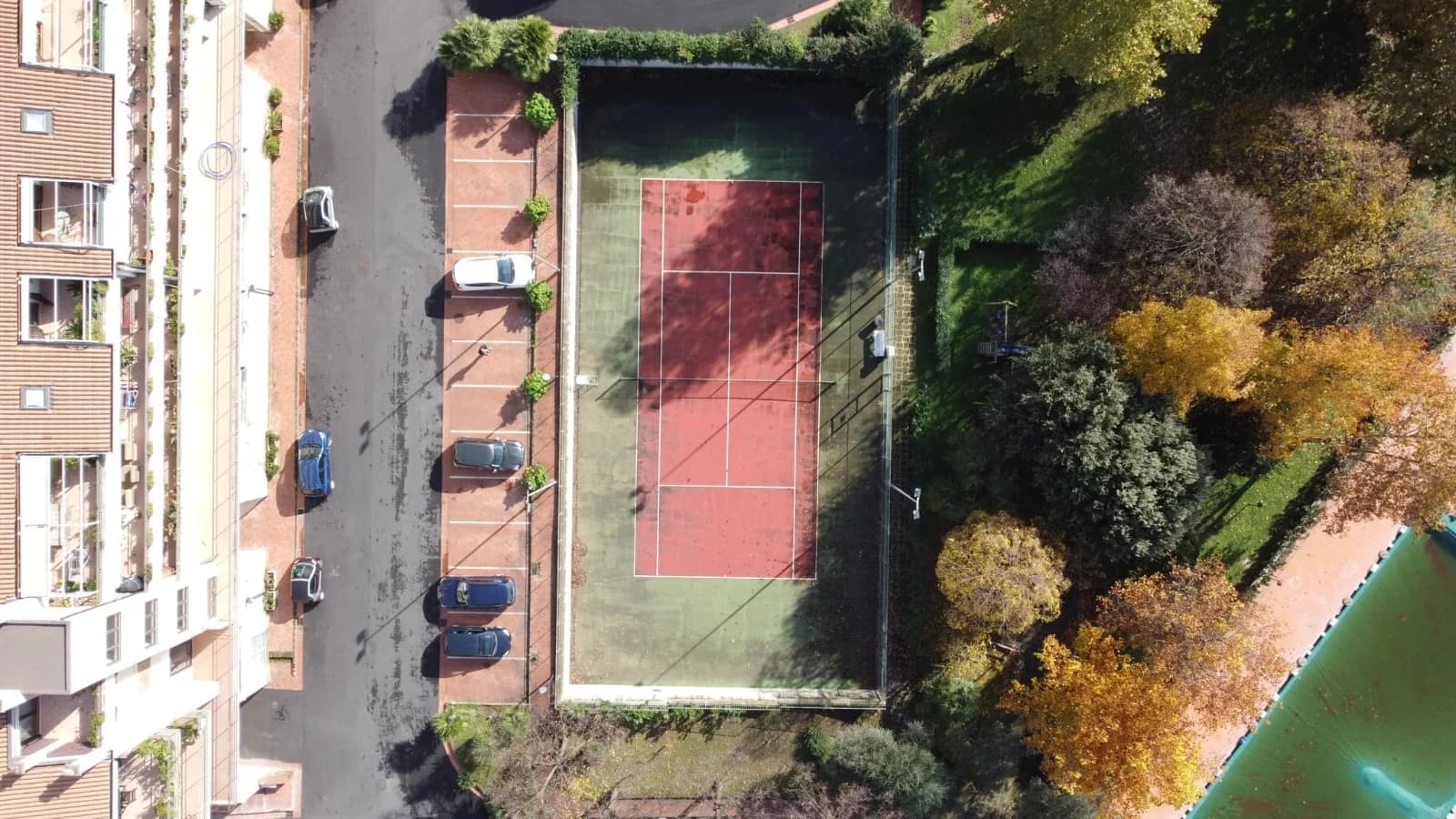 Ampio Luminoso Quadrilocale arredato Casolla in parco con piscina - foto 13