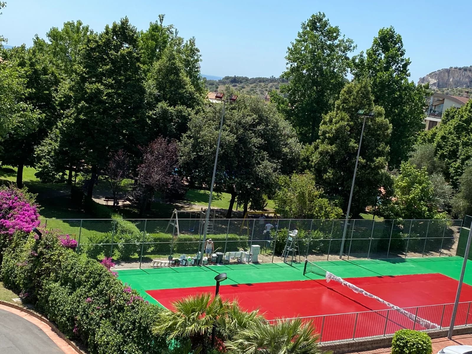 Ampio Luminoso Quadrilocale arredato Casolla in parco con piscina - foto 20