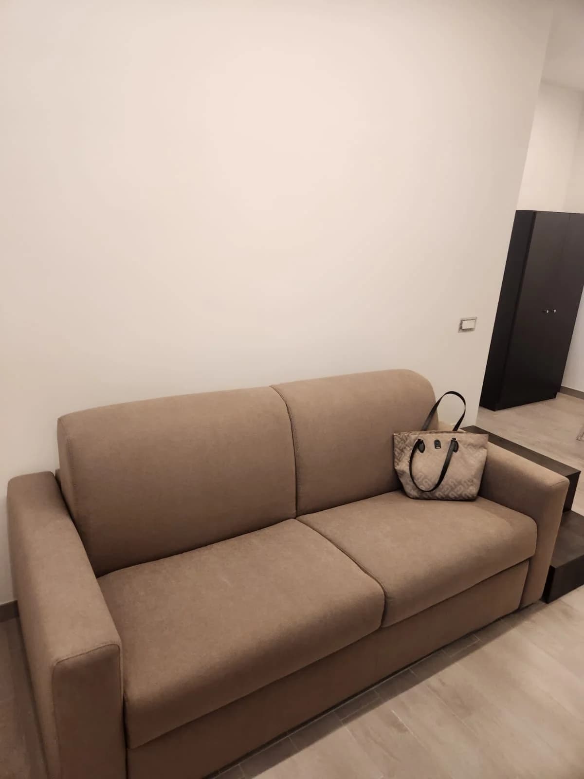 Bilocale Miniattico arredato centro citta' ristrutturato via caduti sul lavoro - foto 11