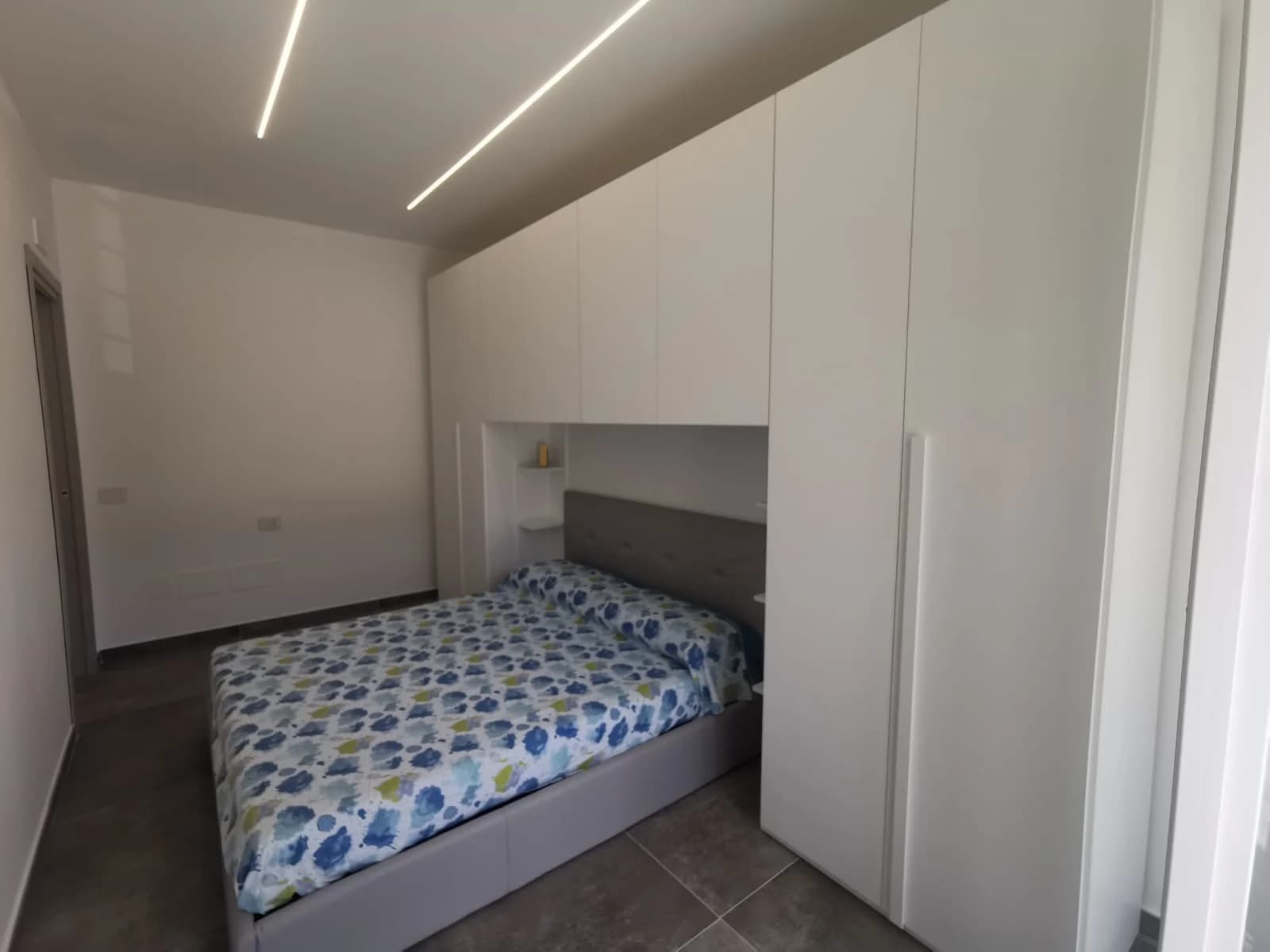 Moderno bilocale arredato nuova costruzione in zona acquaviva - foto 21