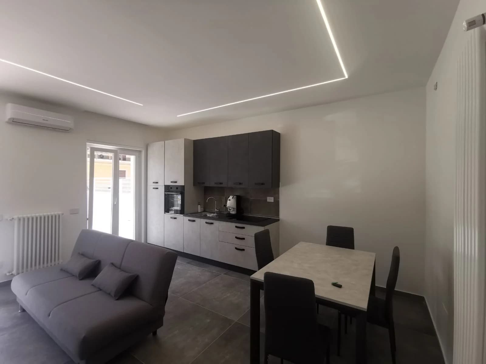 Moderno bilocale arredato nuova costruzione in zona acquaviva - foto 59