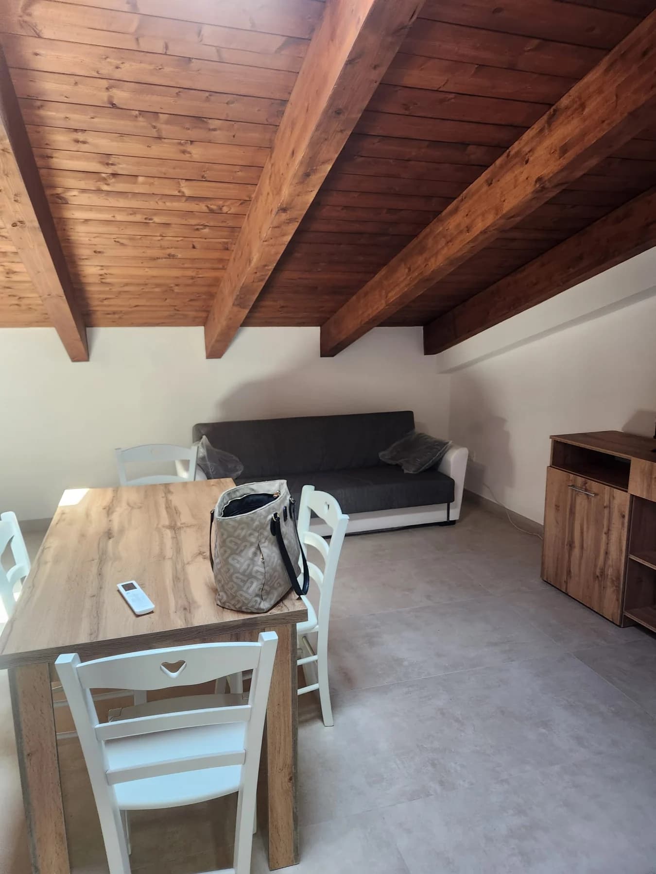 Bilocale arredato nuovo con balcone via pollio - foto 1
