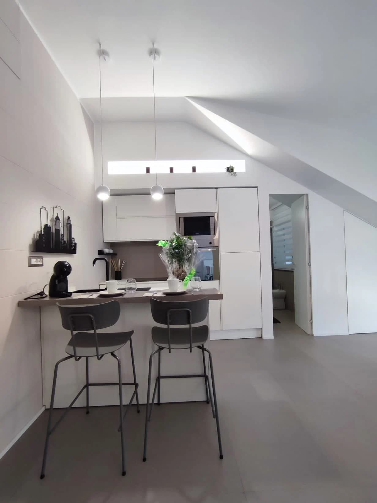 MINIMAL BILOCALE ARREDATO RIFINITO RESIDENCE VIA MILANO - foto 9