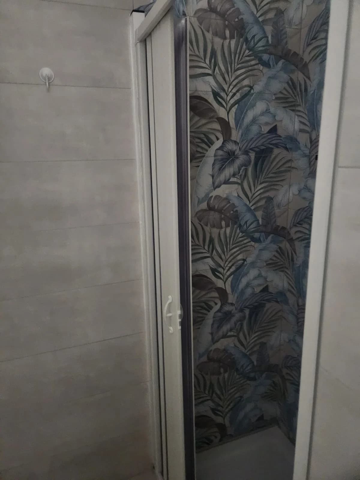 Bilocale ristrutturato e arredato zona san leucio - foto 13
