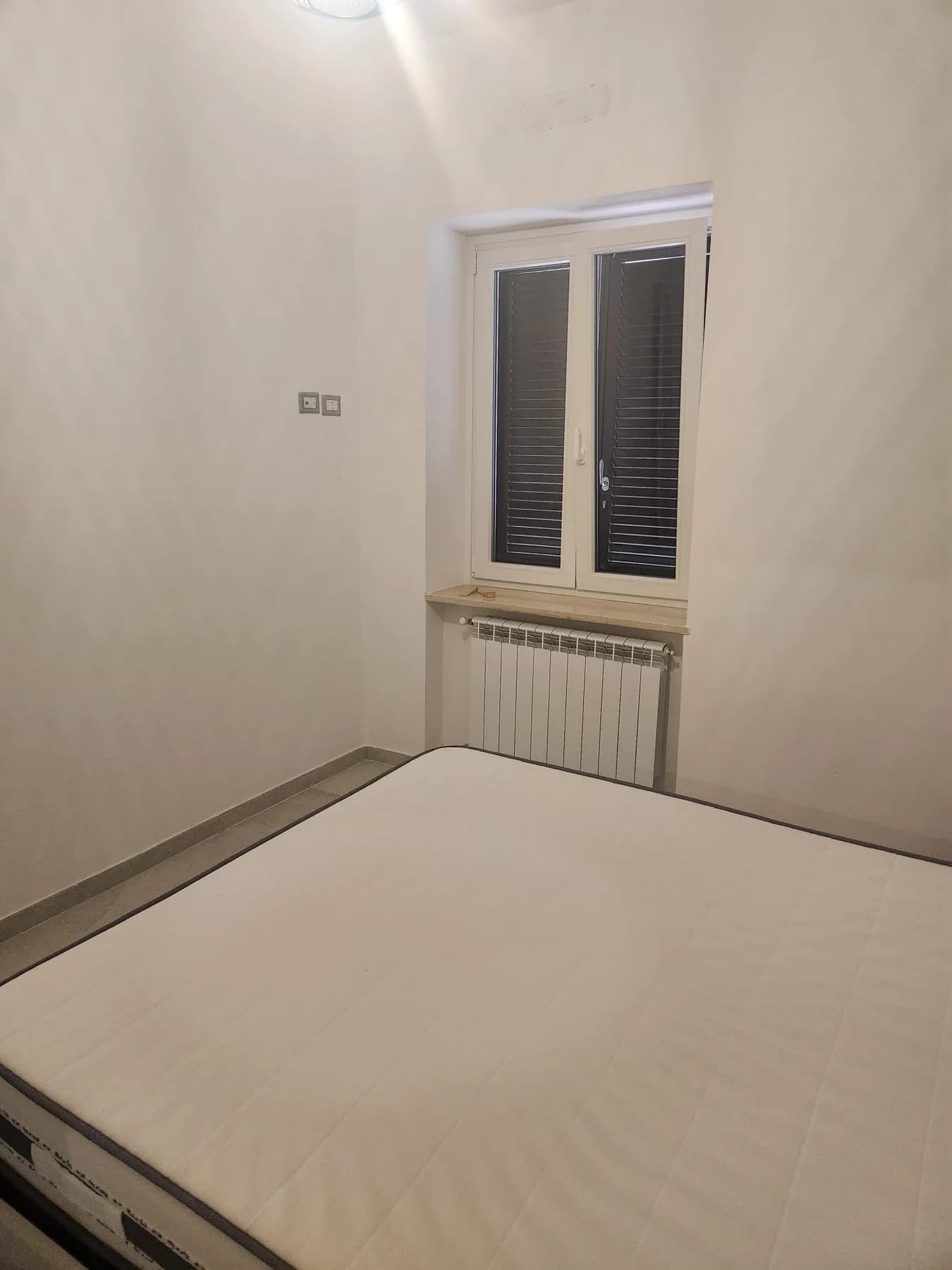 Bilocale ristrutturato e arredato zona san leucio - foto 16