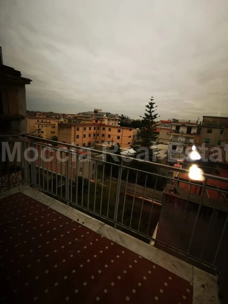 Luminoso bilocale arredato centro corso trieste - foto 35